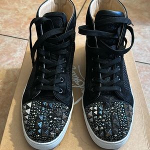 Louboutin men size 44